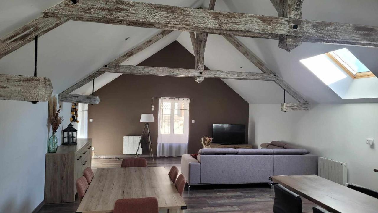 Charmante Maison A Haybes Екстериор снимка